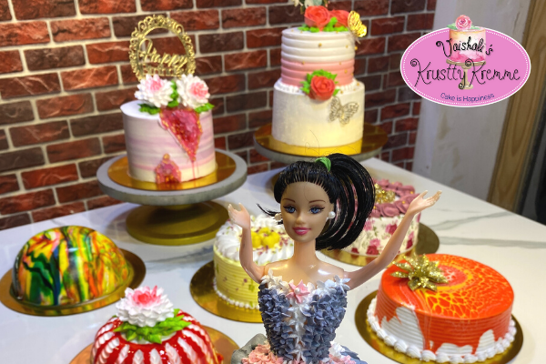 Professional Cake Baking and Decoration Course cover