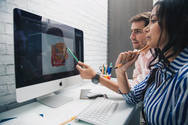 Portfolio Development | Live Masterclass | Graphic Design cover