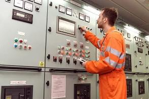 High Voltage Safety and Switch Gear Course for Marine Engineers cover