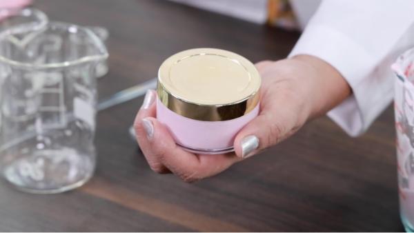 Luxurious Lotions & Creams: Craft Your Skincare Essentials cover