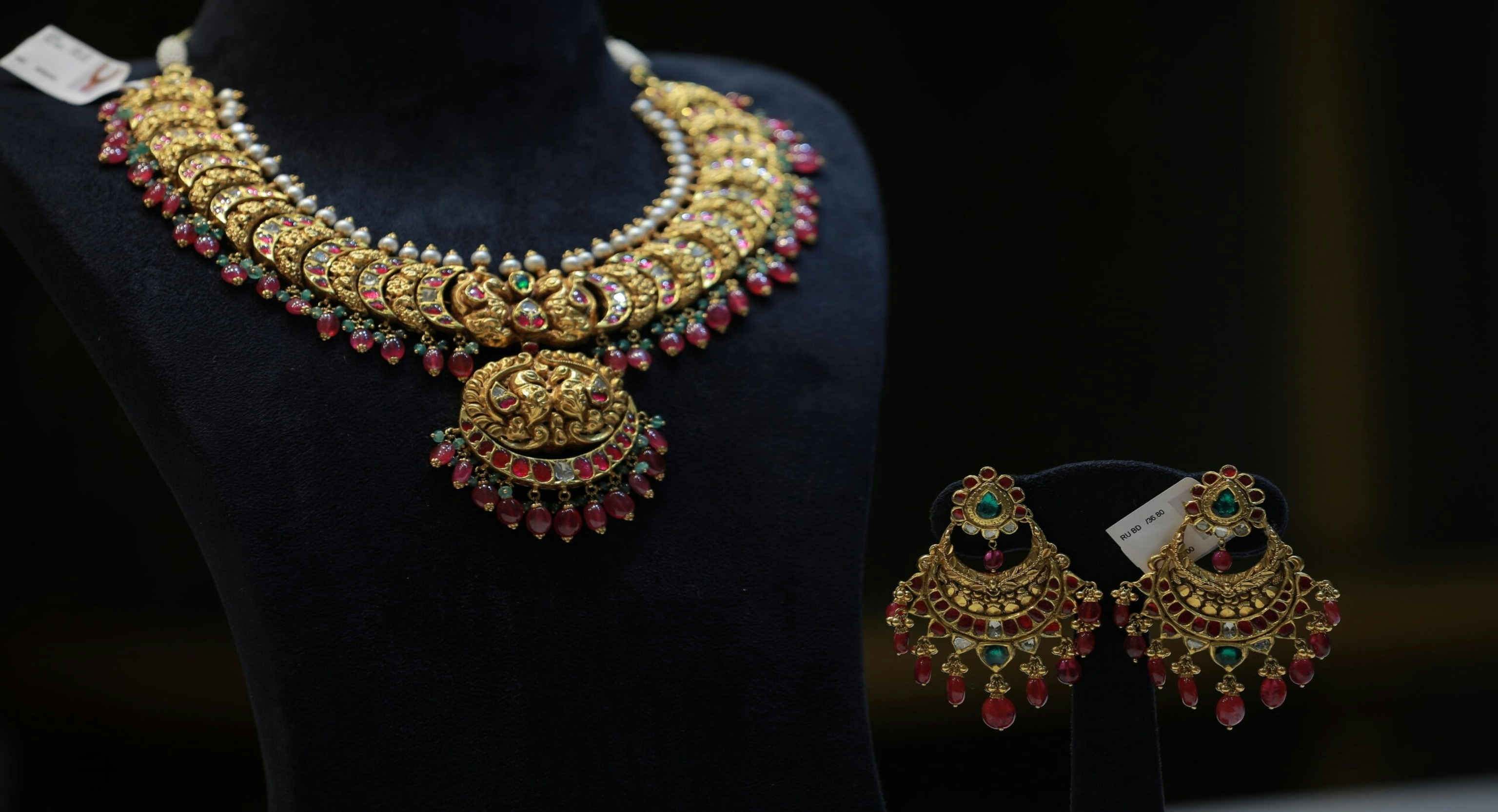 Digital Marketing Plan For Jewellery Retail Shops. cover