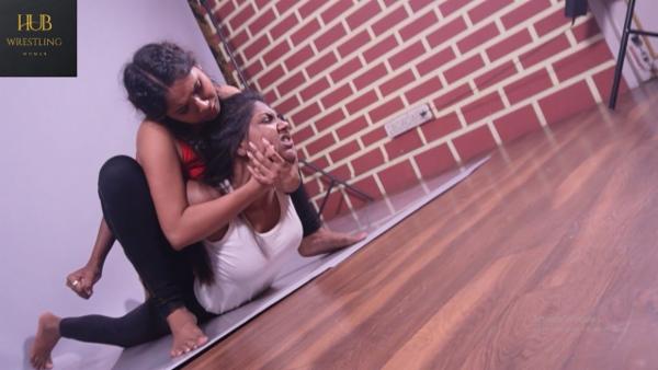 Lock, holds and scissors match[Learn various kinds of locks] cover