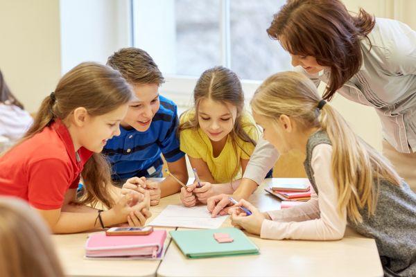 The 4 R’s of Transformative Teaching: 1% Better Every Class cover