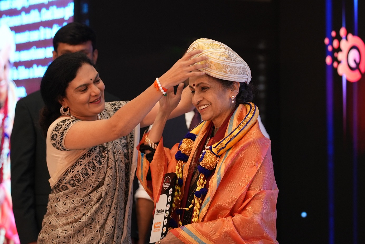 Honoring guests|Udyog Bharat