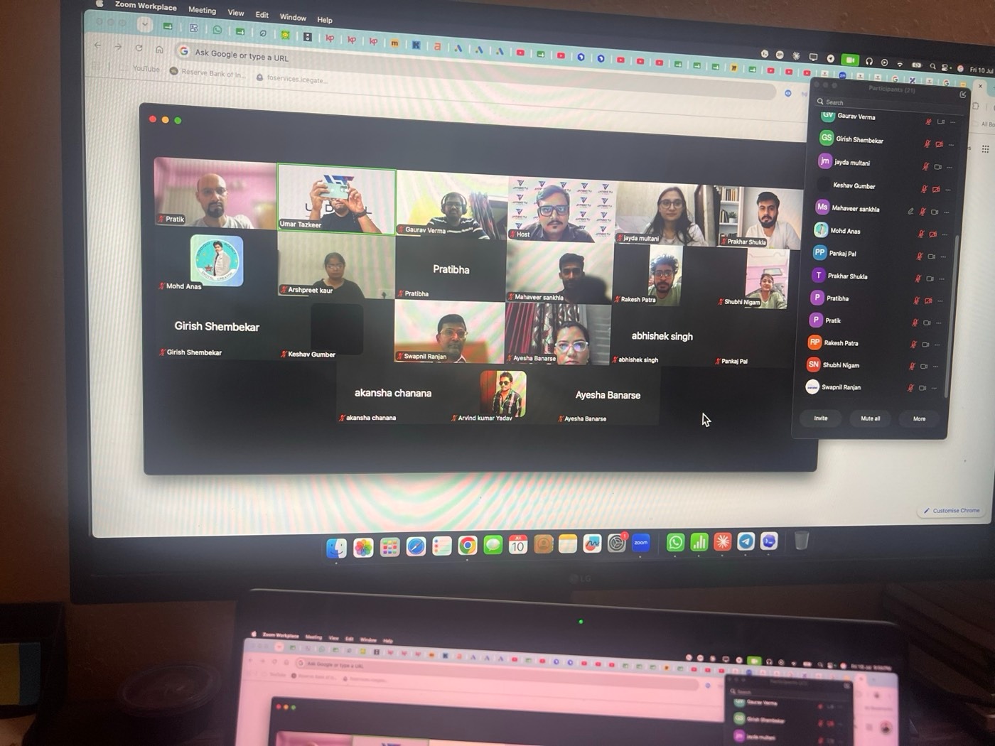 Interactive live Zoom session with many students on camera