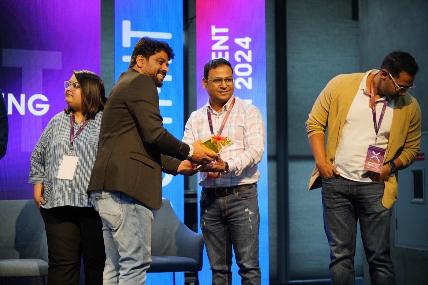 Umar Tazkeer: Felicitated on stage at Measurement Summit 2024