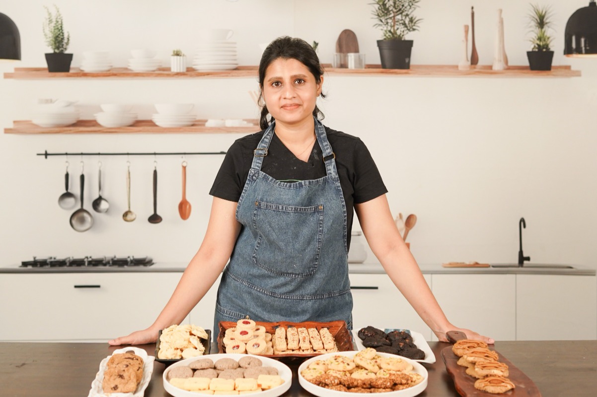BAKE YOU OWN BIRTHDAY CAKE- A Celebration Experience