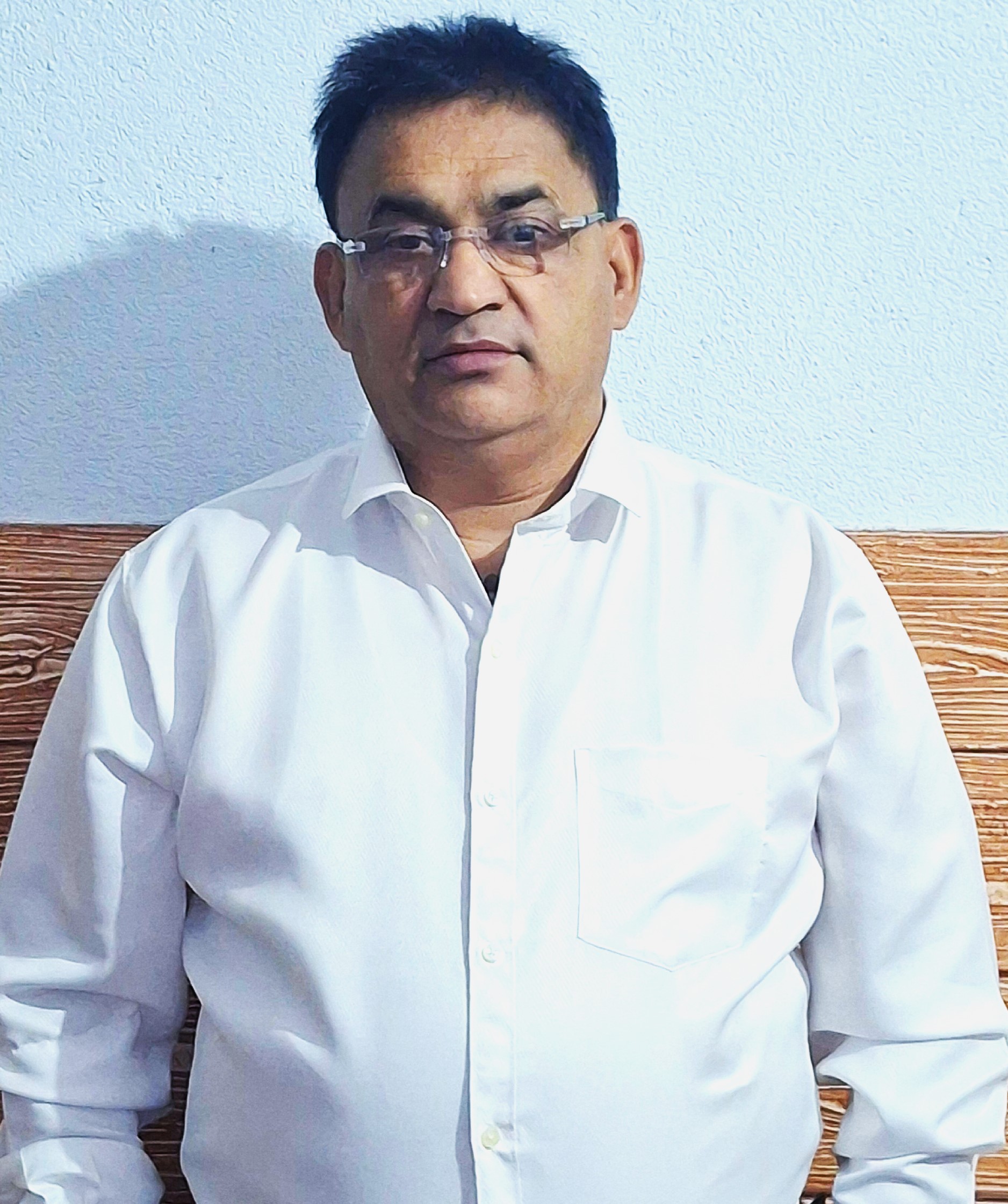 MathsWalla Crest Logo